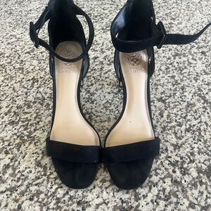 Vince Camuto Black 4in Heels